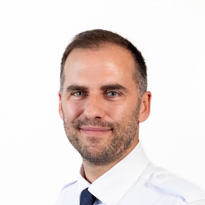 Thomas Blua, commercial pilot